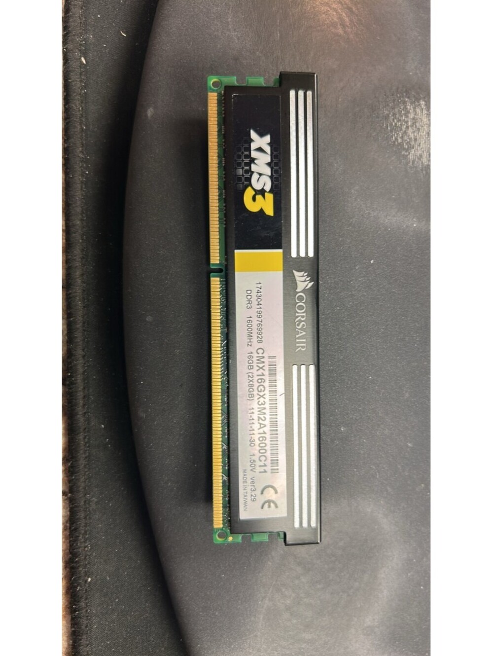 Corsair XMS3 8GB DDR3 1600MHz Desktop RAM CMX16GX3M2A1600C11 Single Stick